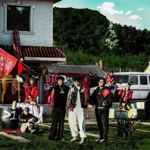 被三个男人捏奶头着玩弄视频
